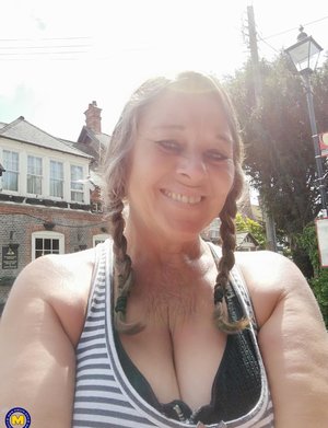 18 year old cutie Carmen Callaway sexys her two study buddies at the same time